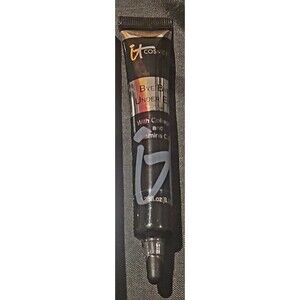 NEW IT COSMETICS BYE BYE UNDER EYE MEDIUM CONCEALER .28 oz SEALED Tube Only